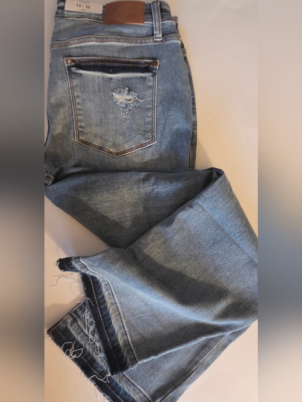 NWT Judy Blue Mid Rise Release Hem Cropped Bootcut Jeans Size 15 32 Denim Style